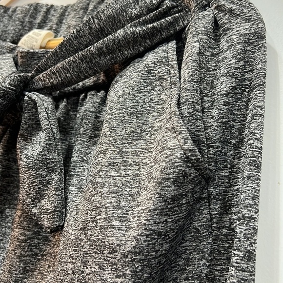 ShoSho Gray Space Dye Tapered Pull On Pant Size Large - Picture 4 of 9